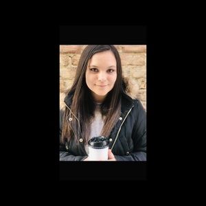 Meet your Posher, Abigail